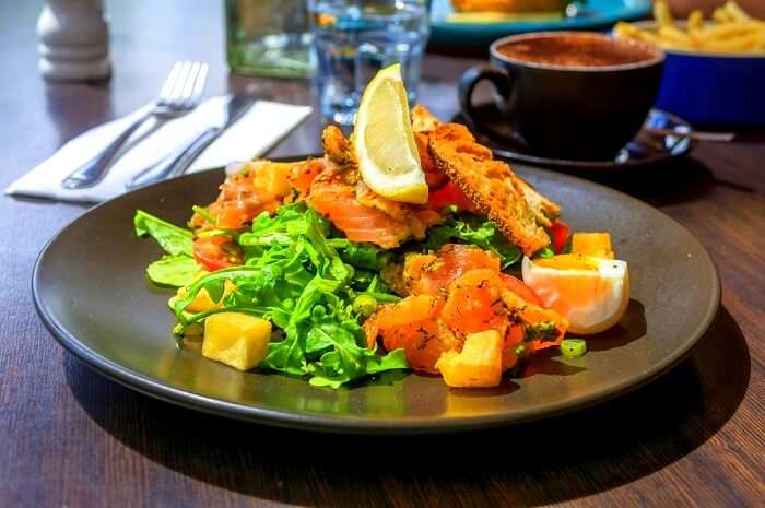 Street Food In Australia: 10 Best Delicacies That Are Literally Finger Licking Good!
