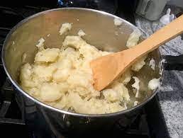 We tried 6 different methods for mashed potatoes and found a clear winner.