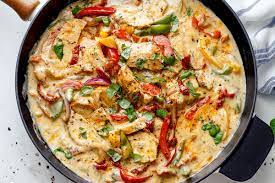 CREAMY PESTO CHICKEN