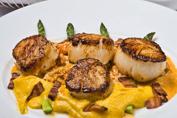 BACON SCALLOPS WITH GARLIC BUTTER SAUCE